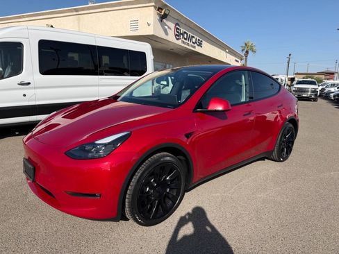 Used 2023 Tesla Model Y Long Range AWD/4WD image 4