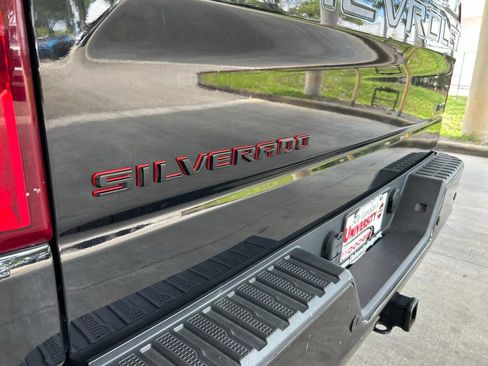 Used 2021 Chevrolet Silverado 1500 RST w/ Redline Edition AWD/4WD image 21