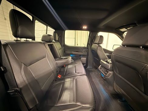 Used 2024 Ford F150 Lariat w/ FX4 Off-Road Package image 31