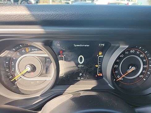 New 2026 Jeep Gladiator Sport AWD/4WD image 25