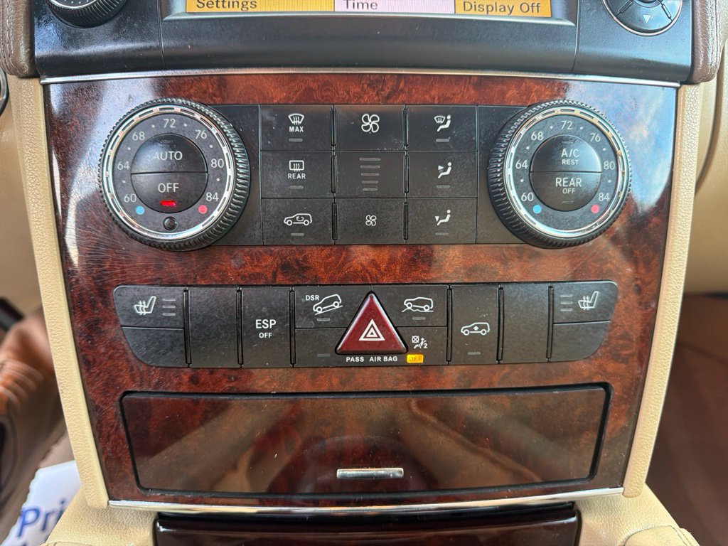Used 2010 Mercedes-Benz GL 450 4MATIC image 21