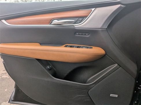 Used 2023 Cadillac XT5 Premium Luxury w/ Technology Package image 15