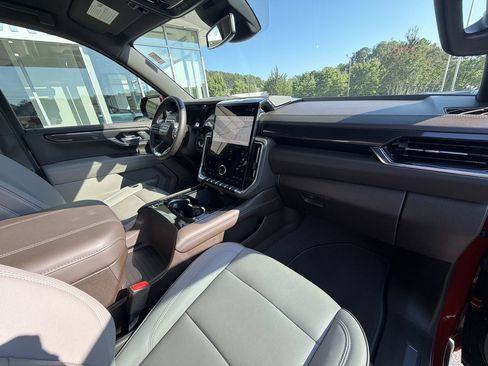 Used 2026 GMC Yukon Elevation AWD/4WD image 36