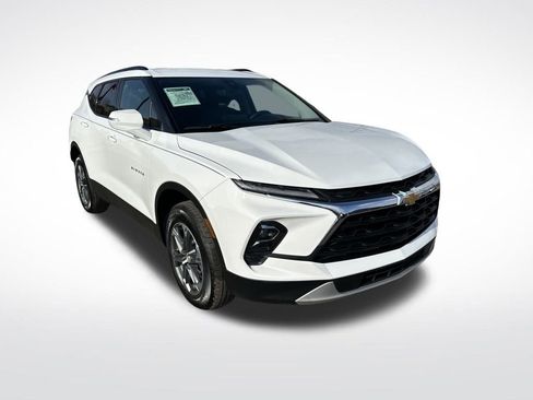 Certified 2025 Chevrolet Blazer LT w/ Sound & Technology Package image 7