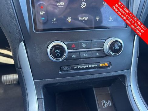 Used 2024 Ford Edge SEL image 25