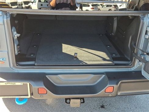 Used 2024 Jeep Wrangler Unlimited Sahara w/ Technology Group image 29