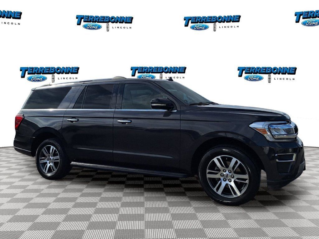 Certified 2024 Ford Expedition Max Limited RWD image 3