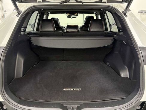 Certified 2021 Toyota RAV4 SE w/ Weather & Moonroof Package image 27