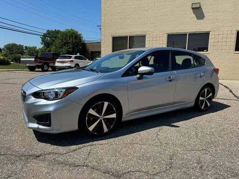 Used 2017 Subaru Impreza 2.0i Sport AWD/4WD image 4