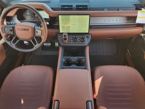New 2026 Land Rover Defender 110 OCTA AWD/4WD image 25