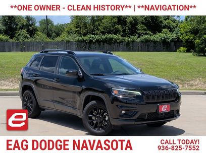 Used 2023 Jeep Cherokee Altitude Lux
