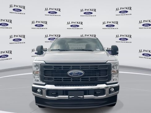 Used 2026 Ford F250 XL w/ XL Chrome Package image 9