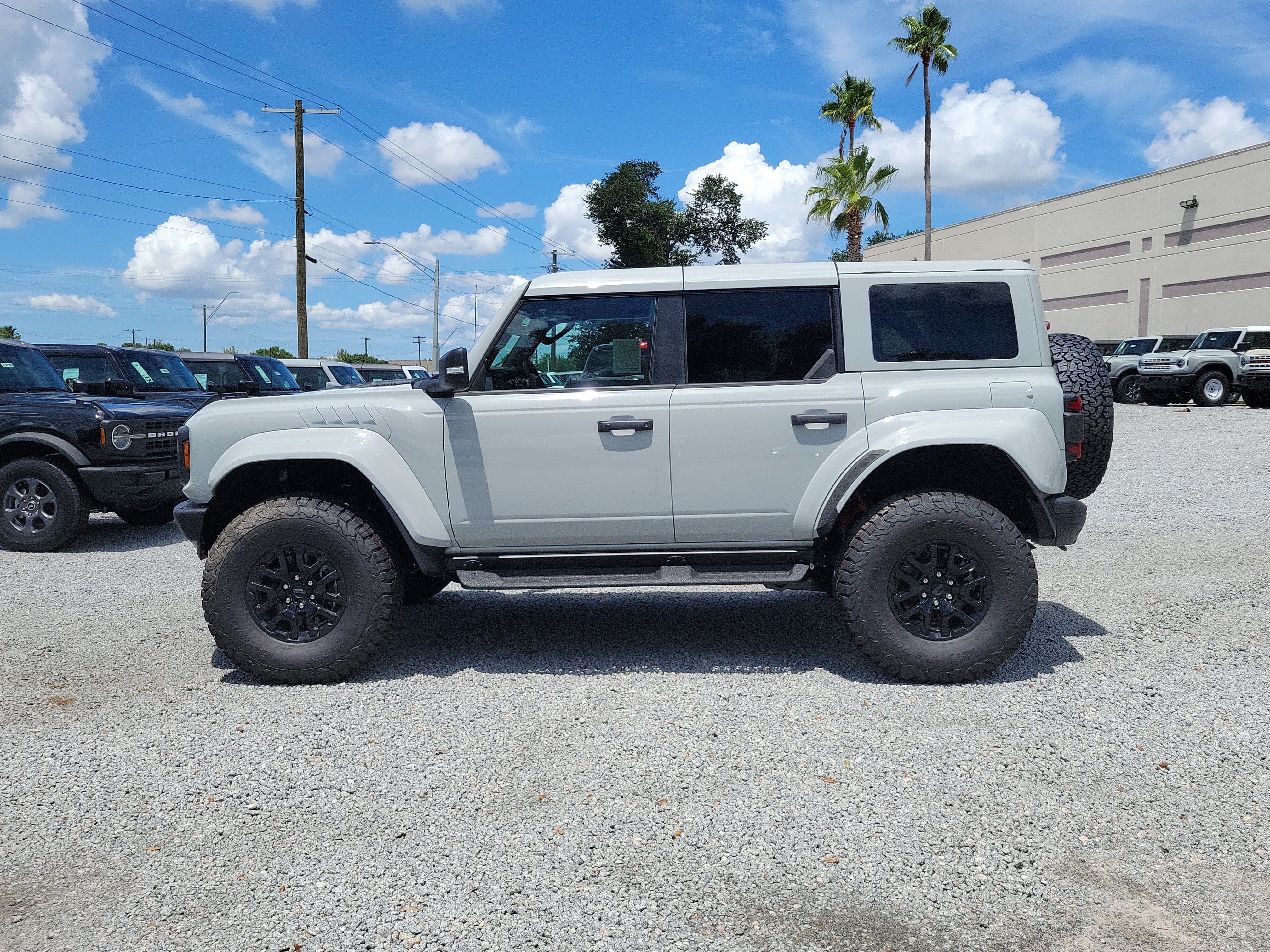 New 2026 Ford Bronco Raptor AWD/4WD image 7