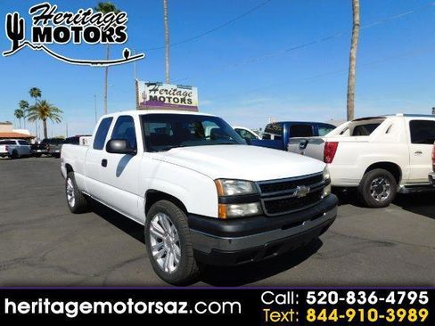 Used 2006 Chevrolet Silverado 1500 W/T w/ Light Duty Power Package image 1