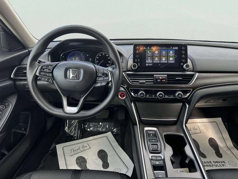 Used 2021 Honda Accord EX image 19