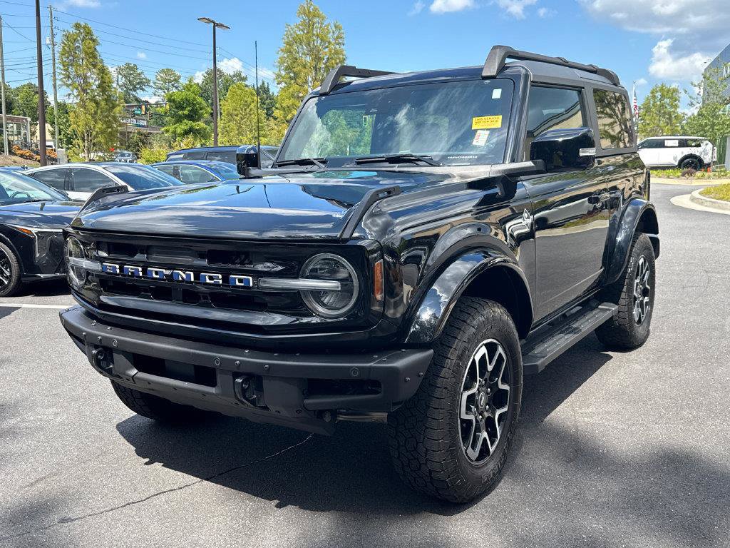 Used 2023 Ford Bronco Outer Banks AWD/4WD image 3