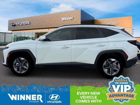 New 2026 Hyundai Tucson SEL image 3