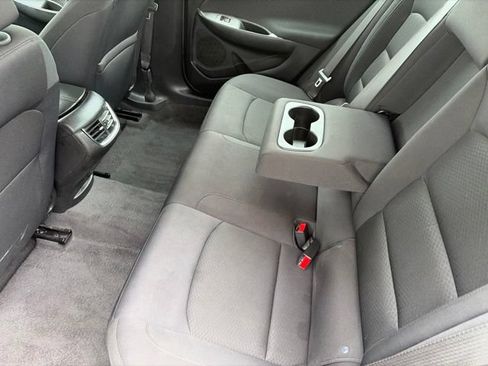 Used 2023 Chevrolet Malibu LT FWD image 30