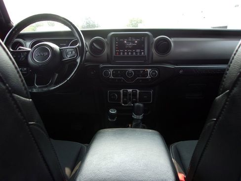 Used 2021 Jeep Wrangler Unlimited Sport AWD/4WD image 17