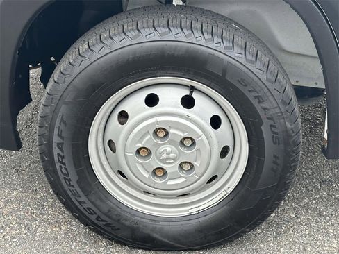 Used 2022 RAM ProMaster 2500 w/ Convenience Group image 9