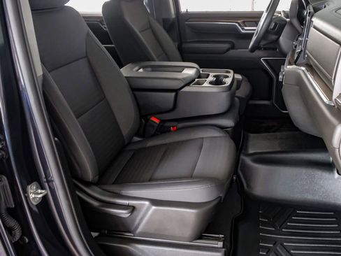 Used 2024 Chevrolet Silverado 1500 LT w/ Z71 Off-Road Package image 31