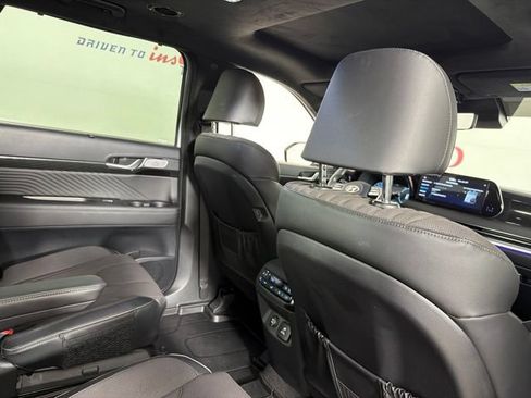 Used 2025 Hyundai Palisade Calligraphy AWD/4WD image 19