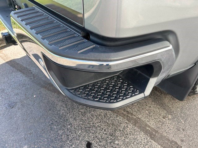 Used 2024 Chevrolet Silverado 1500 LTZ AWD/4WD image 50