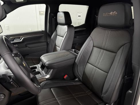 New 2026 Chevrolet Silverado 1500 High Country AWD/4WD image 22