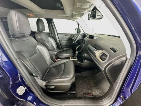 Used 2016 Jeep Renegade Limited AWD/4WD image 29