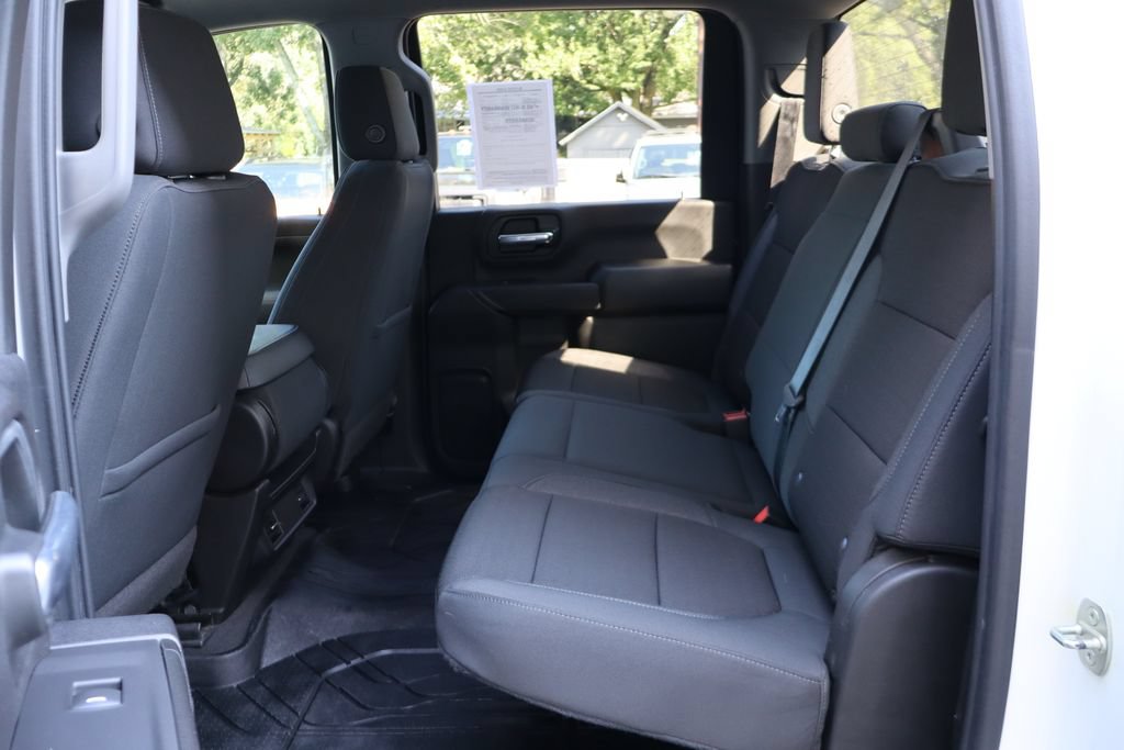 Used 2021 Chevrolet Silverado 2500 LT w/ Fleet Comfort Package AWD/4WD image 9