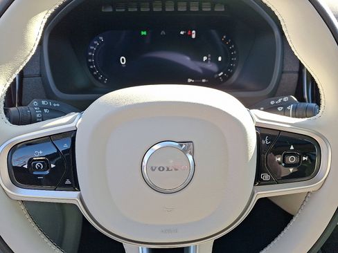 New 2026 Volvo XC90 B6 Ultra w/ Protection Package image 13