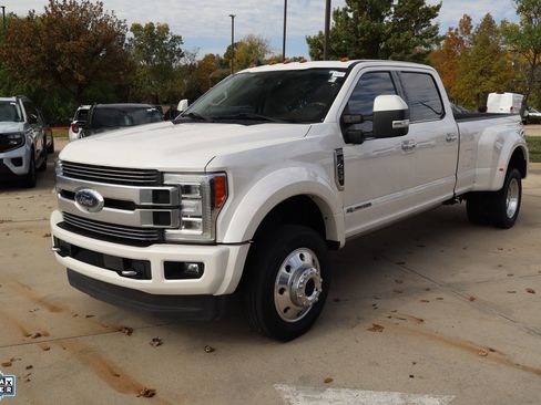 Used 2019 Ford F450 Limited image 10