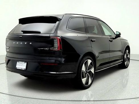 Used 2025 Volvo EX90 Ultra AWD/4WD image 5