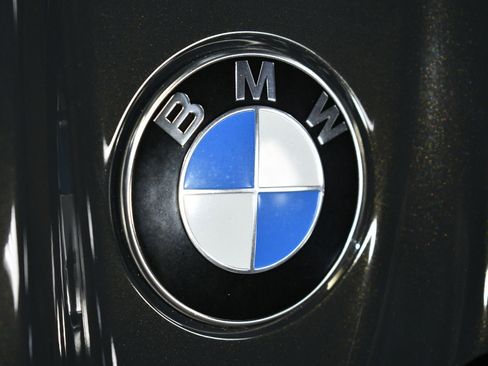 Used 2023 BMW M4 xDrive Competition w/ M Carbon Exterior Package AWD/4WD image 99