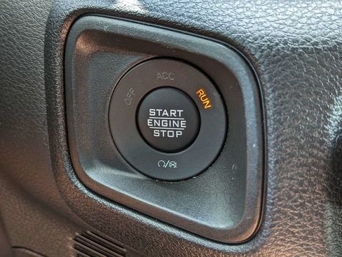 Used 2025 Jeep Wrangler Unlimited Sport AWD/4WD image 27
