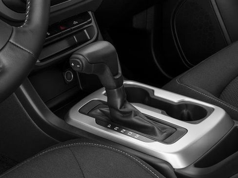 Used 2016 Chevrolet Colorado LT image 11