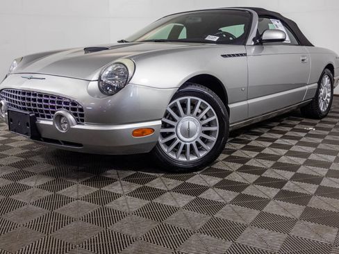 Used 2004 Ford Thunderbird RWD image 2