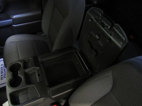 Used 2022 Chevrolet Silverado 2500 W/T w/ WT Fleet Convenience Package AWD/4WD image 40
