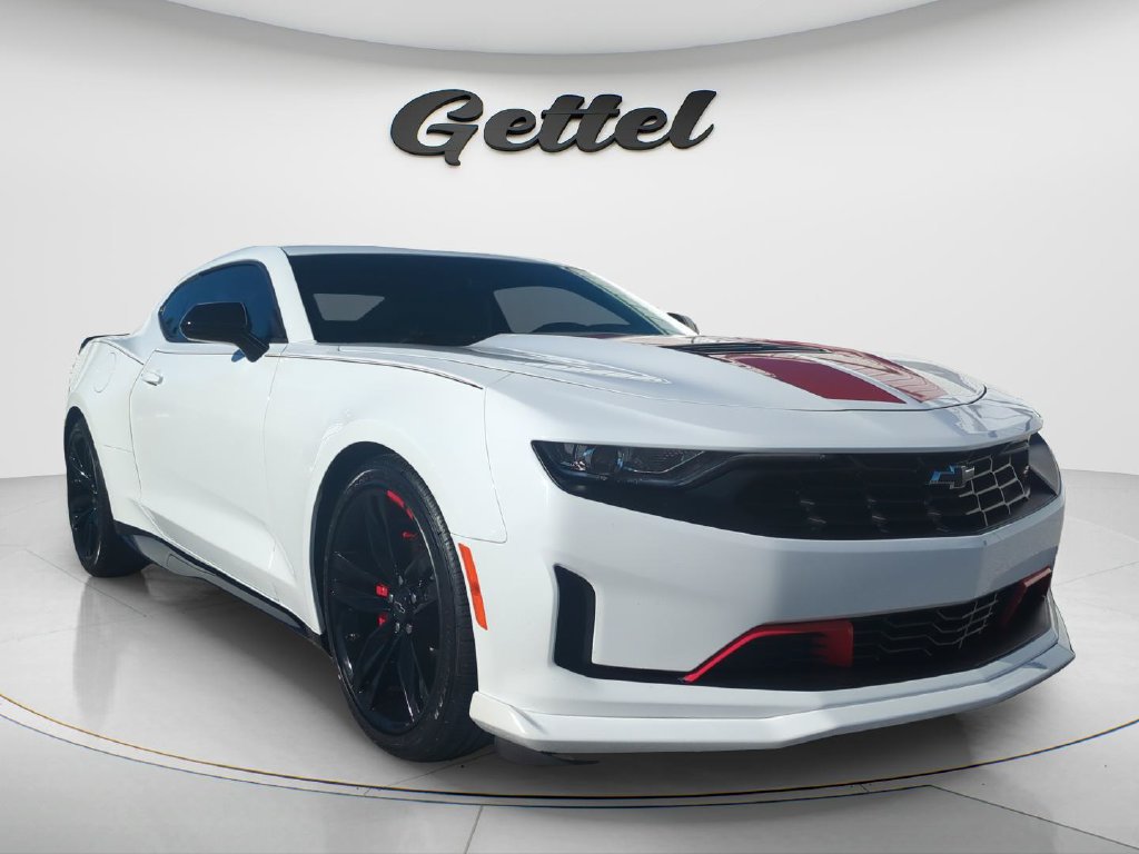 Used 2021 Chevrolet Camaro LT w/ Redline Edition RWD image 2