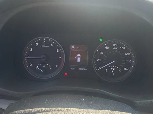 Used 2018 Hyundai Tucson Value AWD/4WD image 4