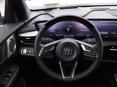 New 2026 Buick Enclave Avenir w/ Super Cruise Package image 9