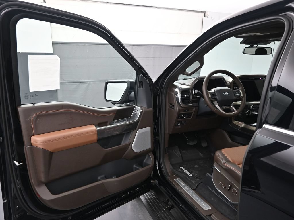 New 2026 Ford F150 King Ranch w/ Equipment Group 601A High AWD/4WD image 9