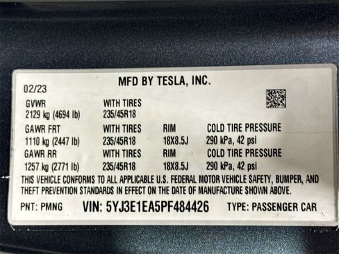 Used 2023 Tesla Model 3 Standard Range image 28