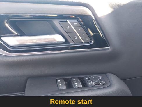 Used 2025 GMC Yukon Denali image 15