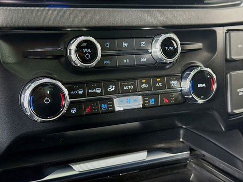 Used 2024 Ford F450 Platinum w/ FX4 Off-Road Package image 16