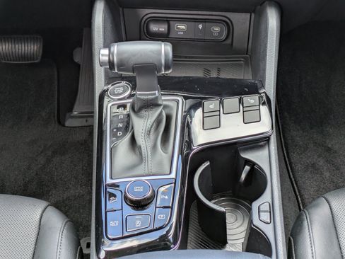 Certified 2024 Kia Sportage SX FWD image 17