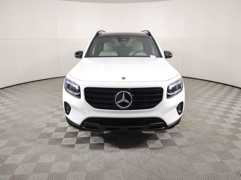 New 2026 Mercedes-Benz GLB 250 image 2