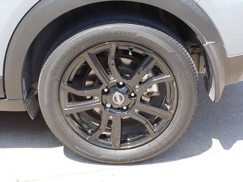 Used 2023 Nissan Kicks SR FWD image 26