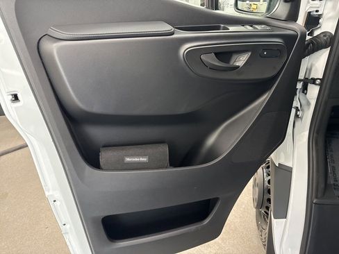 New 2025 Mercedes-Benz Sprinter 4500 image 23