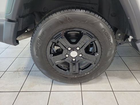 Used 2023 Jeep Wrangler Sport AWD/4WD image 49